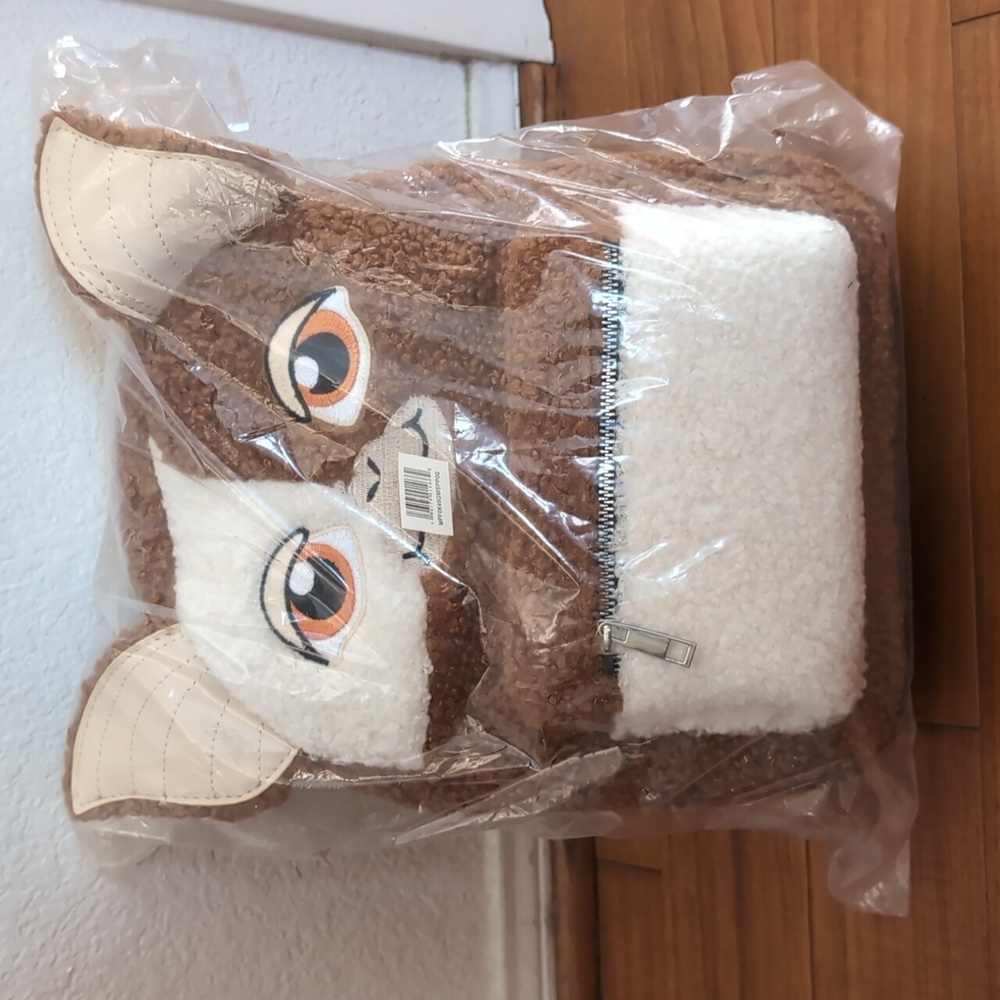 Brand New Gremlins classic movie Gizmo character Faux Fur Mini backpak